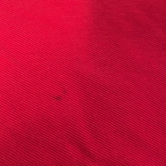 Bright red Lacoste. Size 7. Translates to a small or medium men’s - Picture 5 of 6